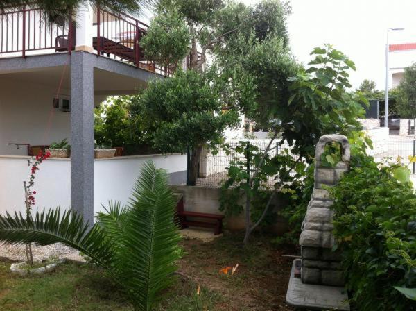 Apartman Lidija Ciovo Trogir Exterior photo